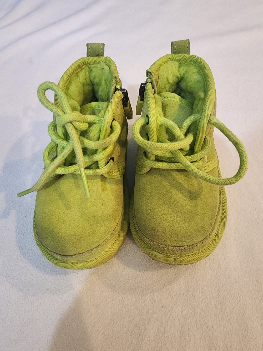 UGG Neumel Green Kids Lace-Up Cozy Boots 6